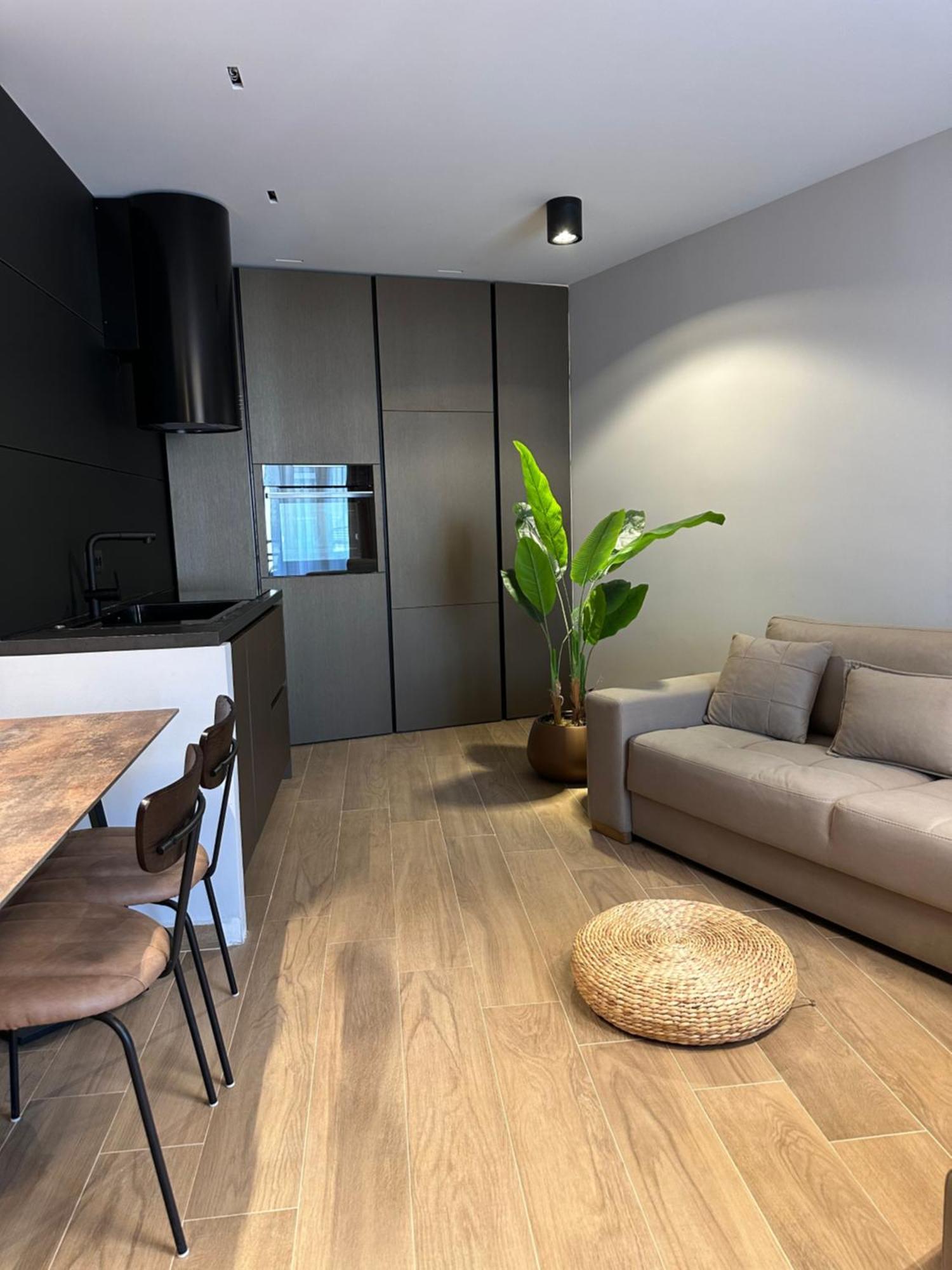 Апартаменты Brownie House *